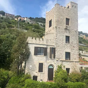 https://appartamento-nella-torre.hotelitalianriviera.com